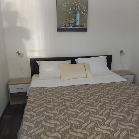 Apartment Tuja Jadrtovac Ngoại thất bức ảnh