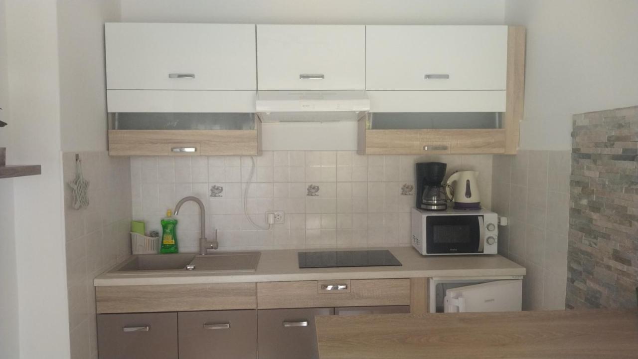 Apartment Tuja Jadrtovac Ngoại thất bức ảnh
