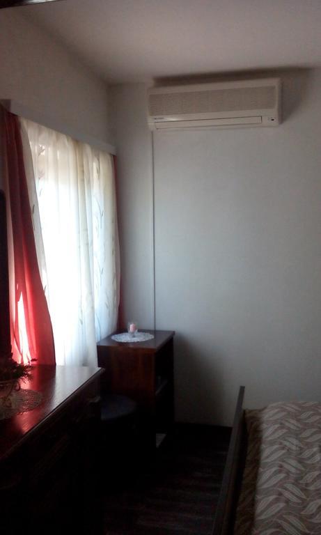 Apartment Tuja Jadrtovac Phòng bức ảnh