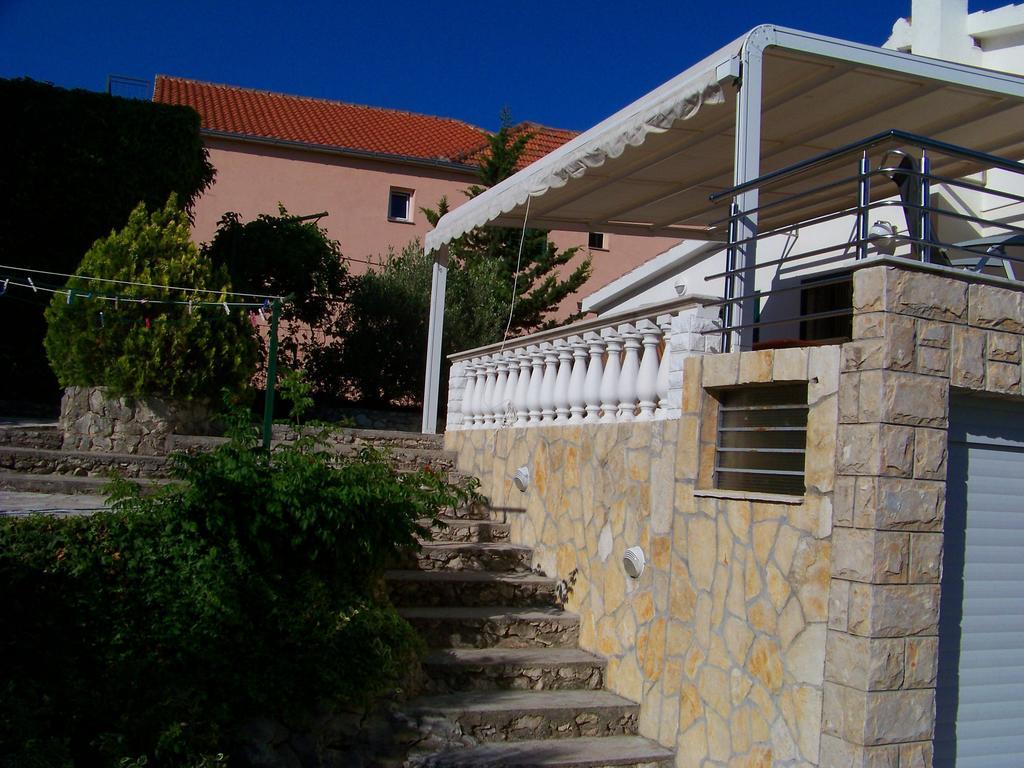 Apartment Tuja Jadrtovac Phòng bức ảnh